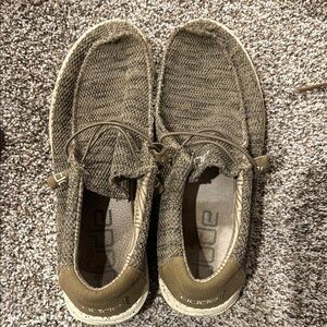 Hey Dude Men's Olive Loafers